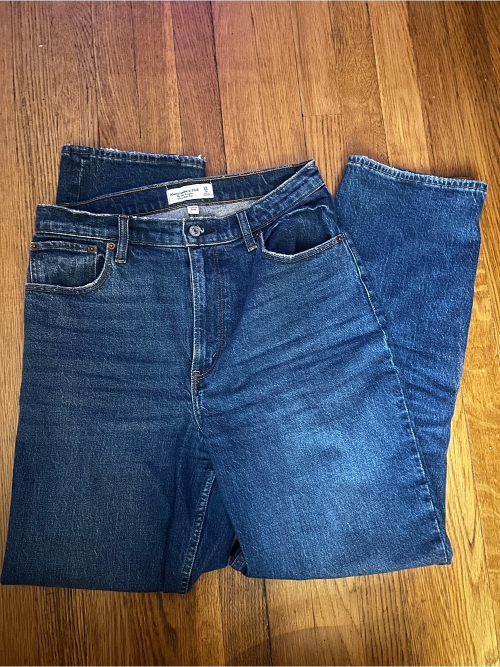 Abercrombie Curve Love Ultra High Rise Straight Leg Classic Blue Denim Jeans